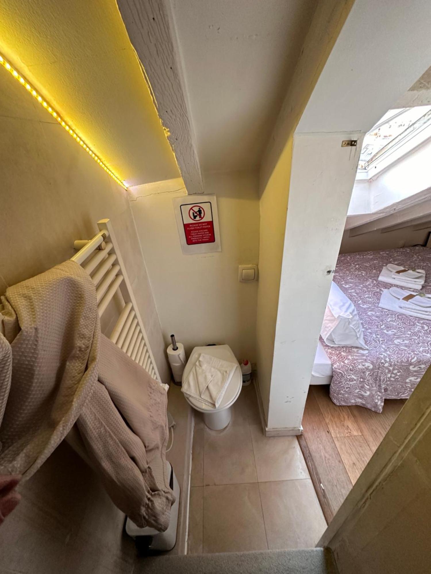 Appartamento Marais Rooftop Studio - Metro Filles Du Calvaire Parigi Esterno foto
